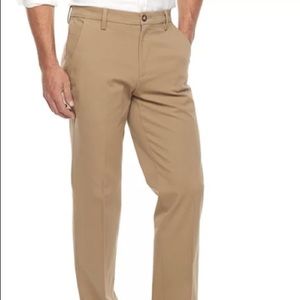 DOCKERS mens khakis! 33/32
